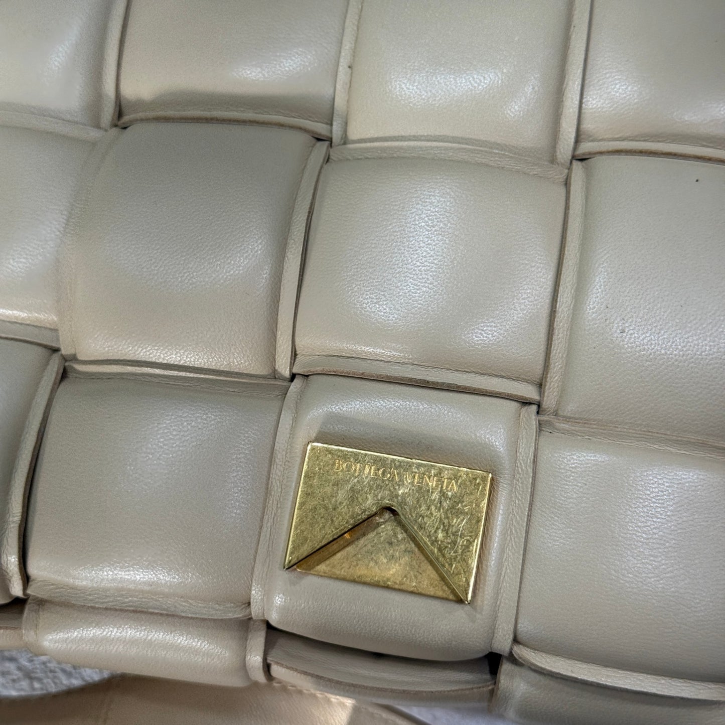 BOTTEGA VENETA Creme Padded Cassette Bag