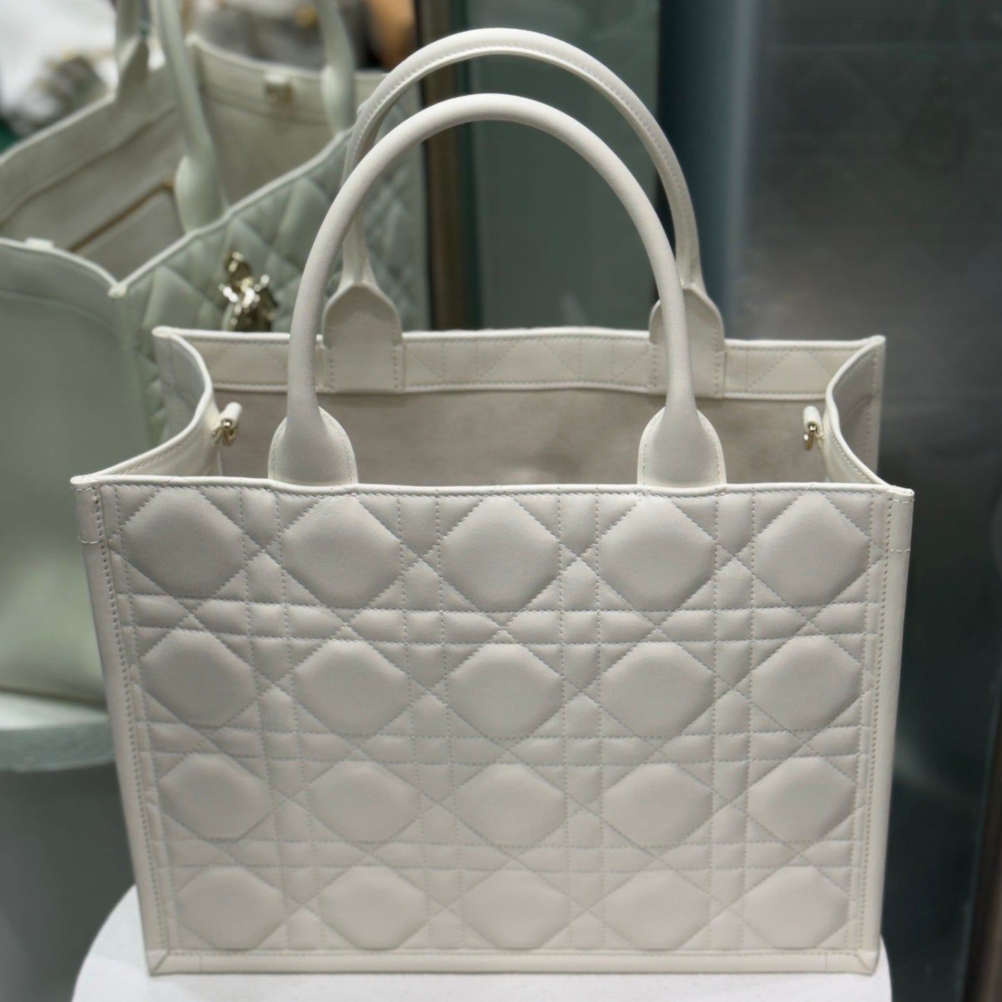 DIOR  Large Lady D-Lite Tote - White Cannage