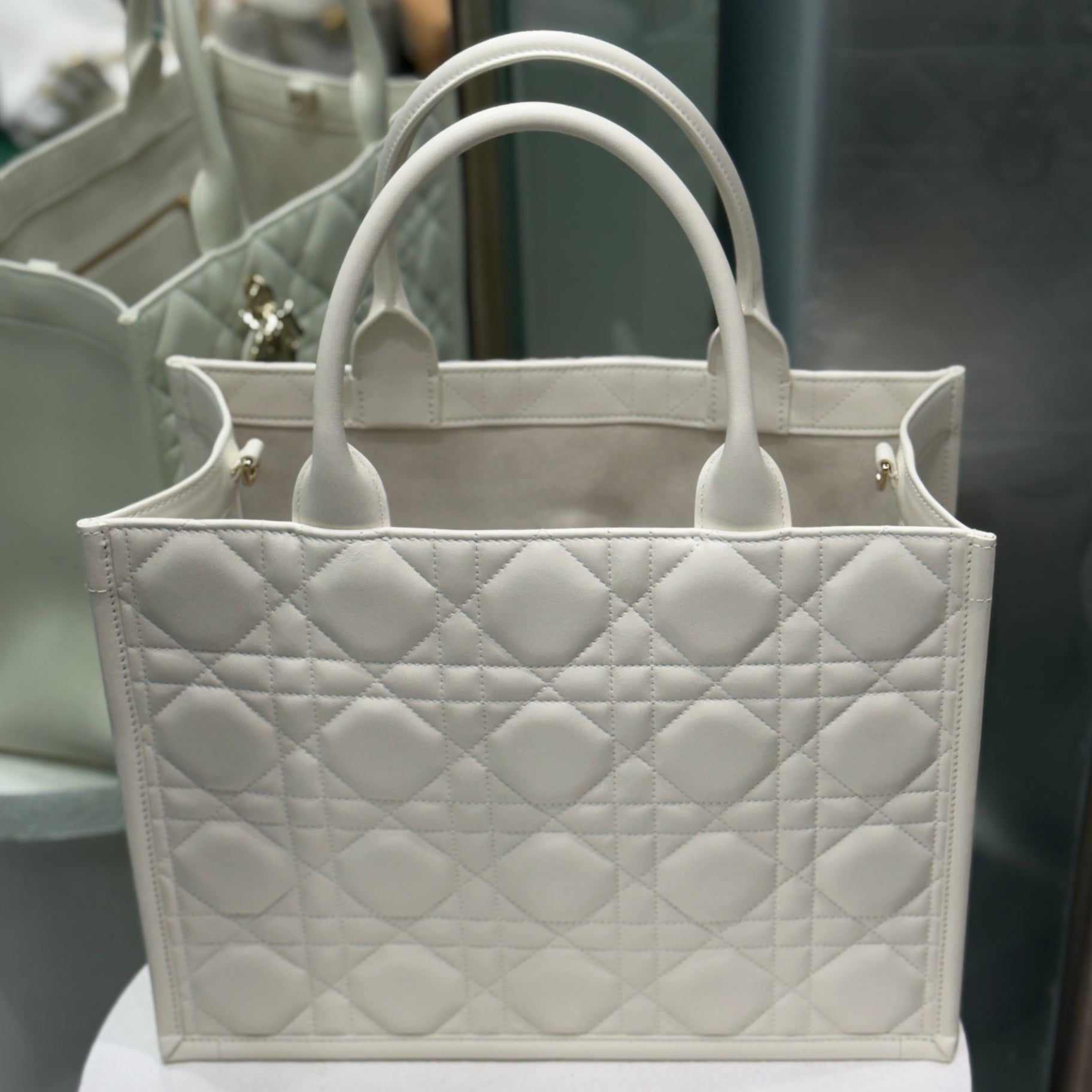 DIOR  Large Lady D-Lite Tote - White Cannage