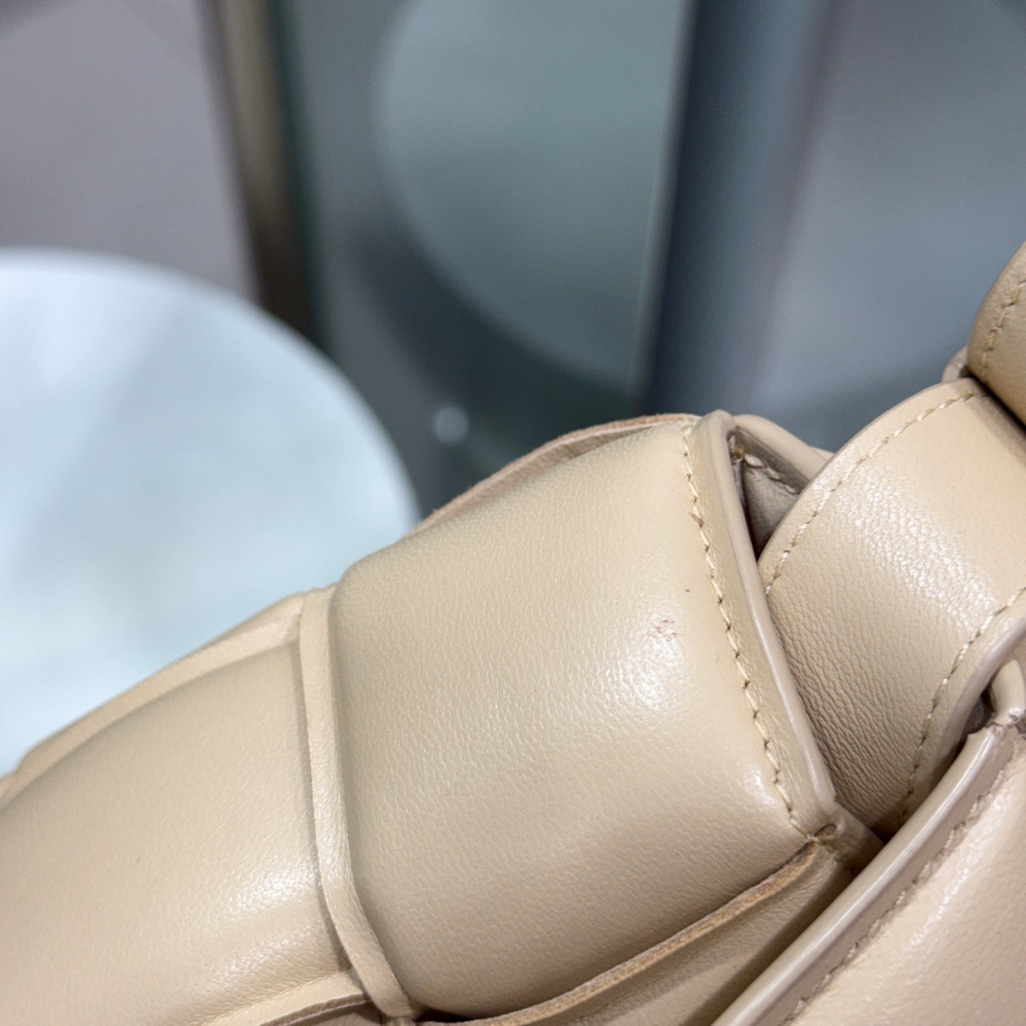 BOTTEGA VENETA Creme Padded Cassette Bag