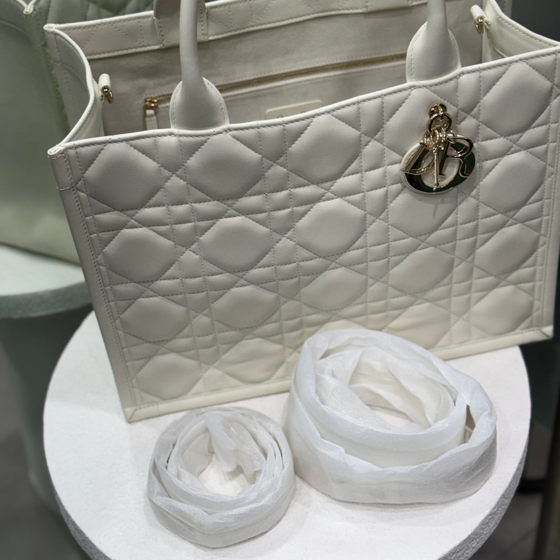DIOR  Large Lady D-Lite Tote - White Cannage