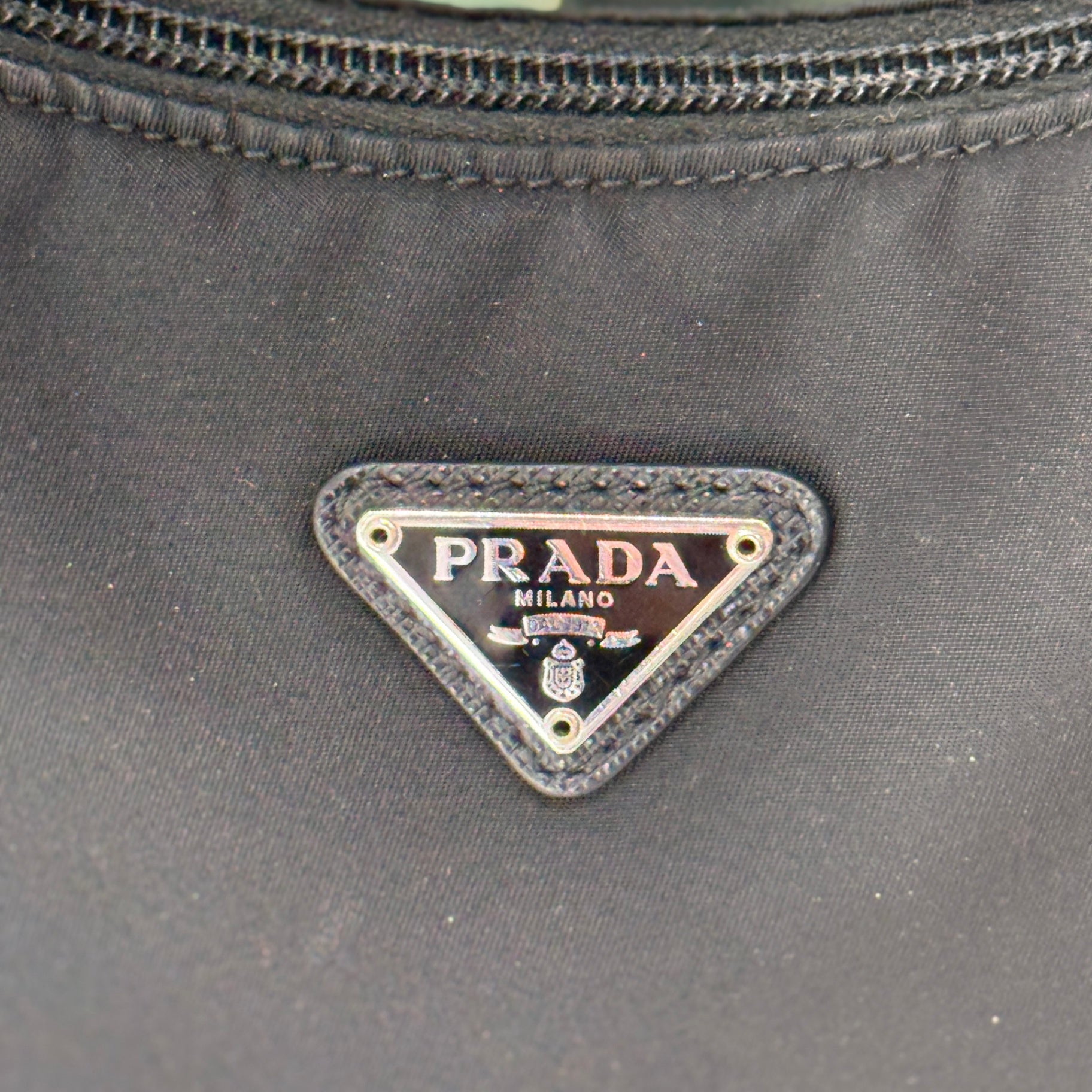 PRADA Nylon Re-Edition 2000 Shoulder Bag - Black