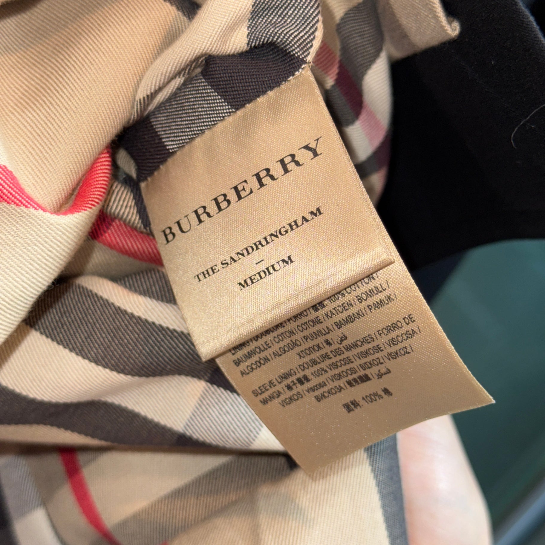 BURBERRY Black Short Trench Sz 8 (Suit Bag + Tags)