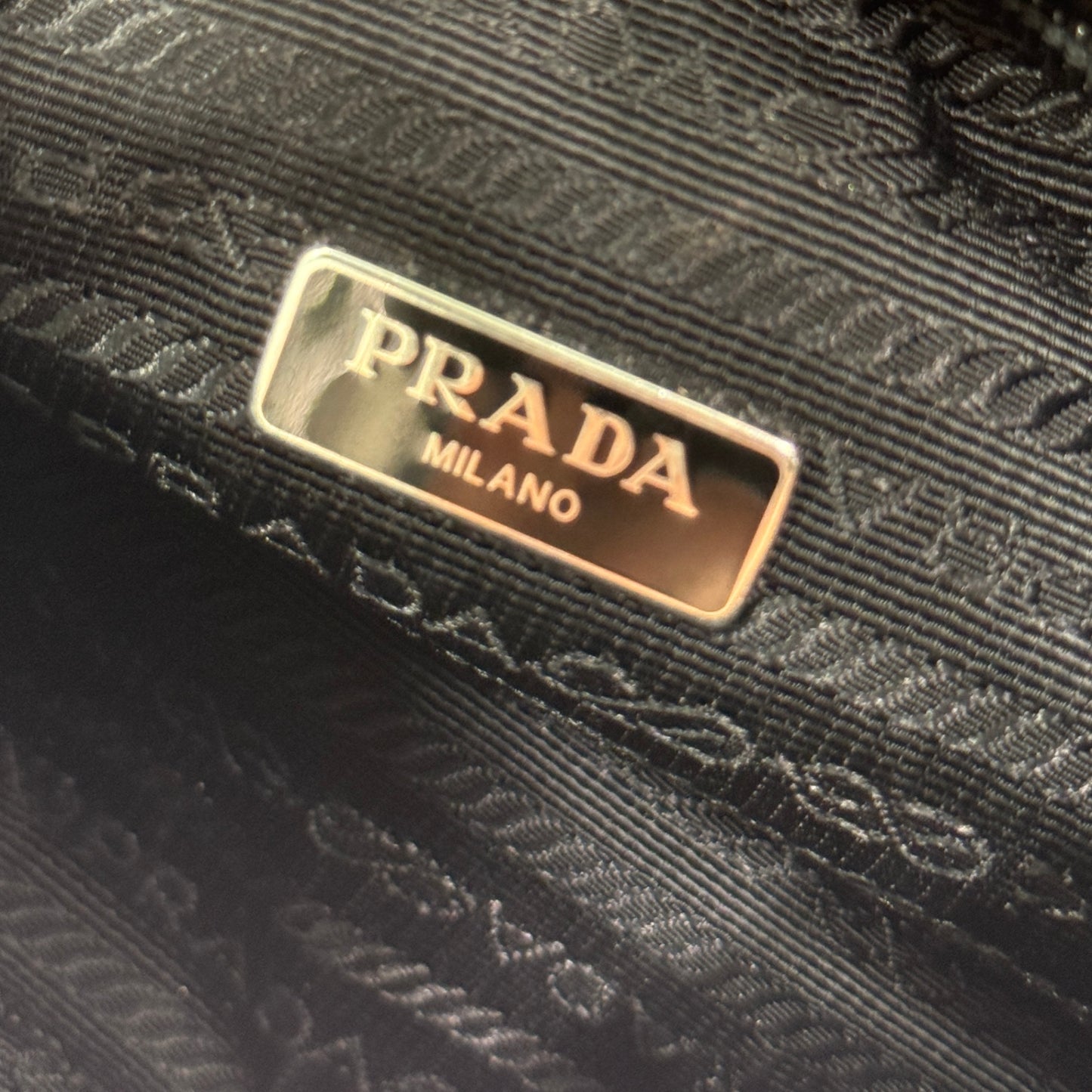 PRADA Nylon Re-Edition 2000 Shoulder Bag - Black