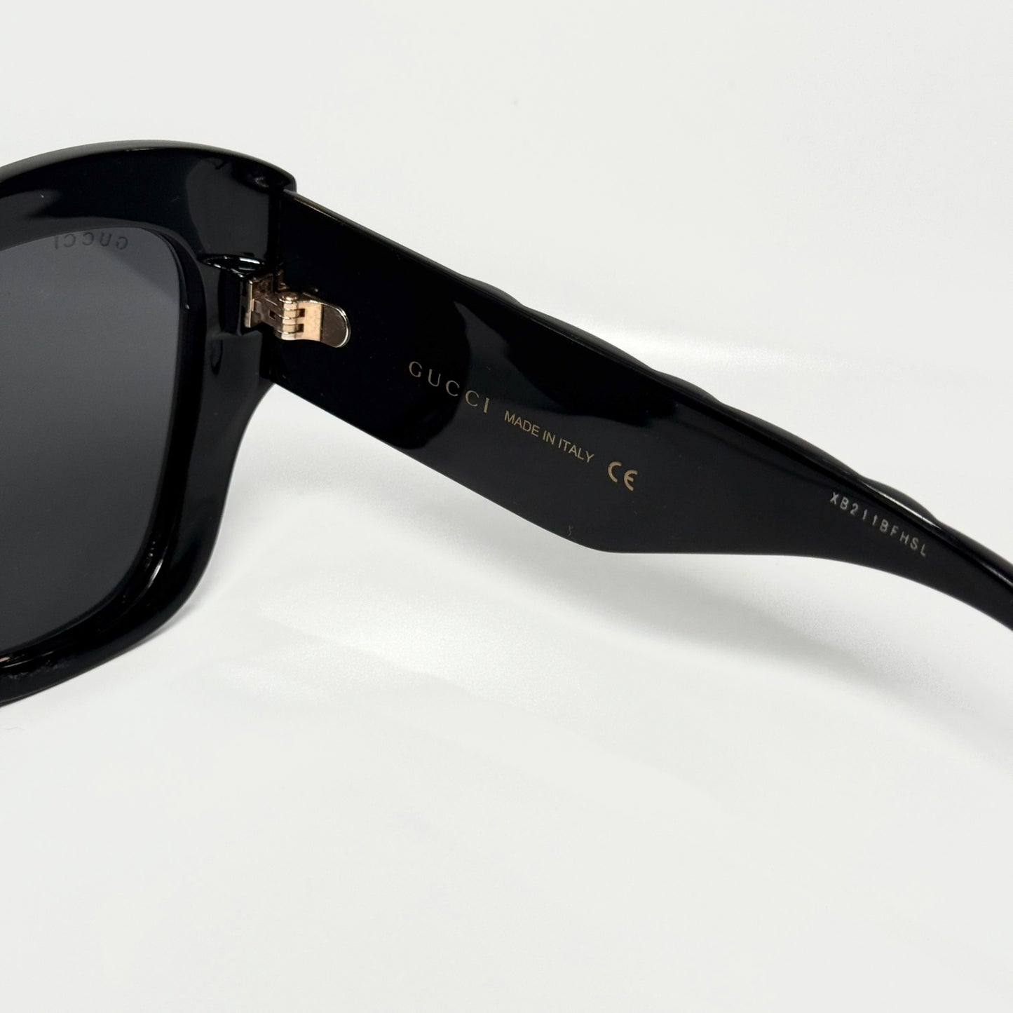 GUCCI Black Sunglasses with Case