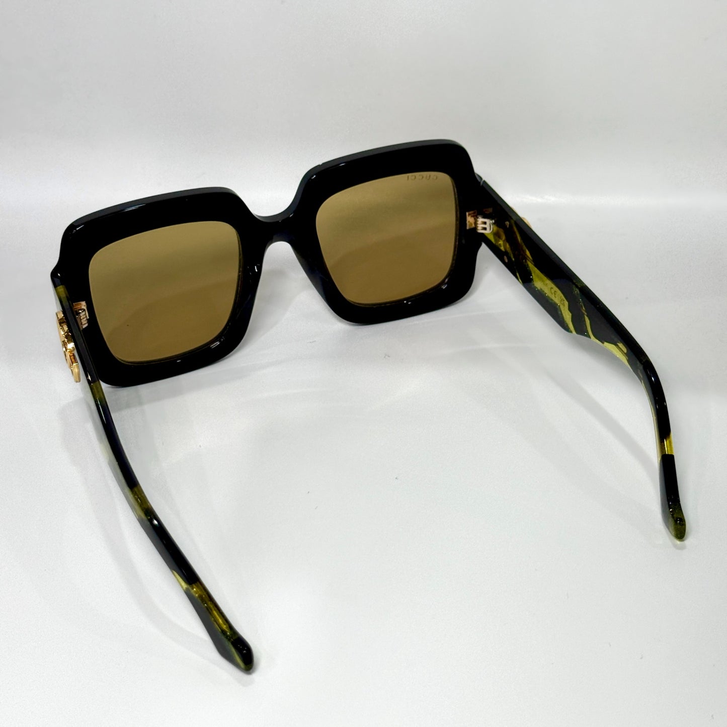 GUCCI Black & Green Tiger Print Sunglasses (Case)