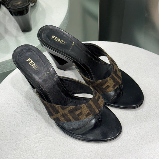 FENDI Zucca Wedge Sz 35.5