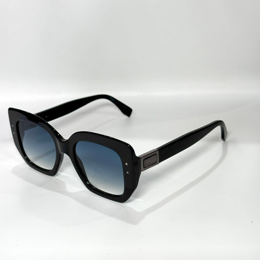 FENDI Black Sunglasses (Case)