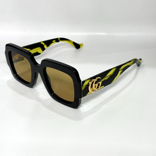 GUCCI Black & Green Tiger Print Sunglasses (Case)
