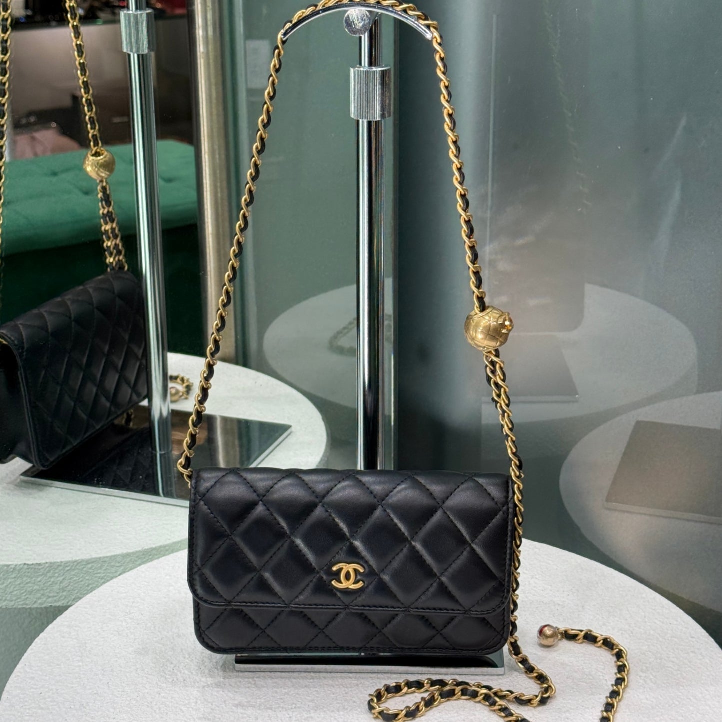 CHANEL Pearl Crush WOC - Black
