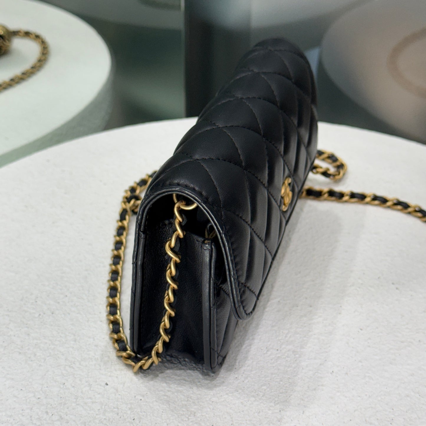 CHANEL Pearl Crush WOC - Black