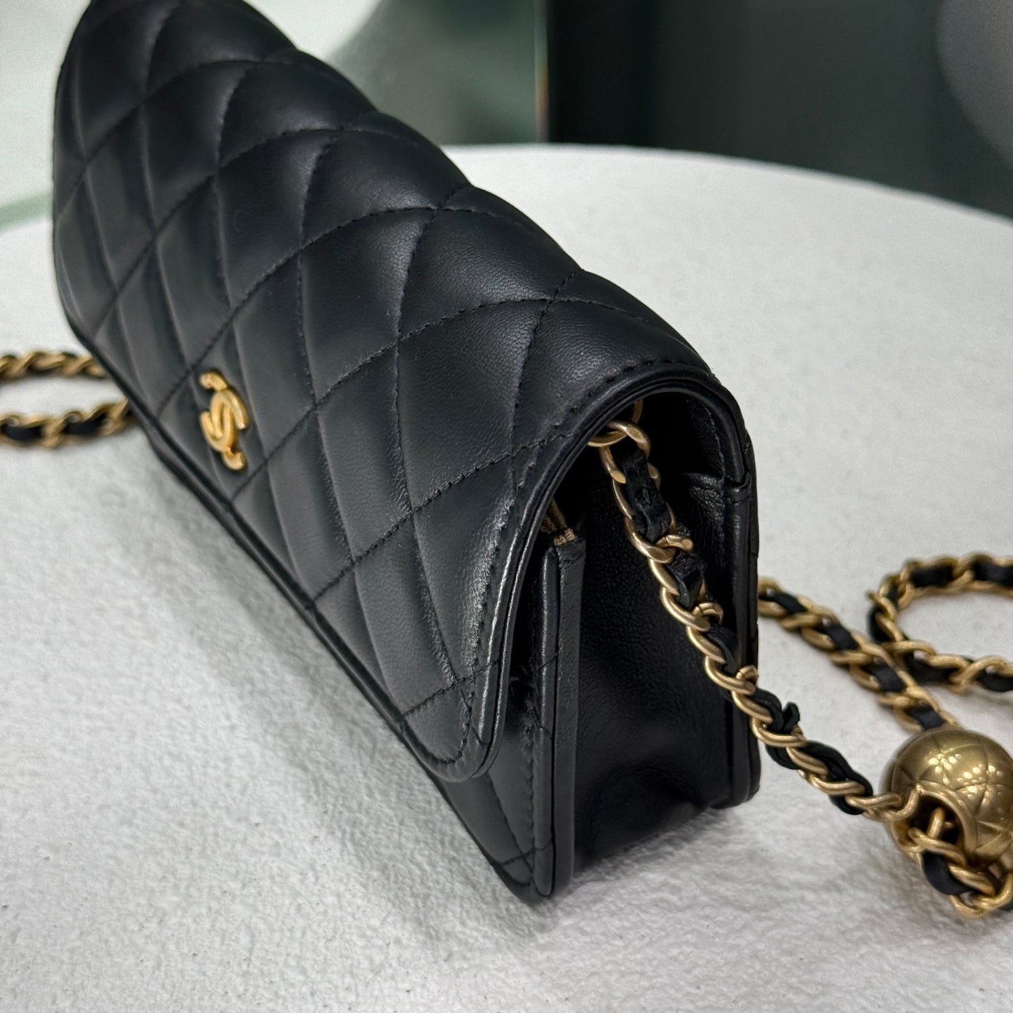 CHANEL Pearl Crush WOC - Black