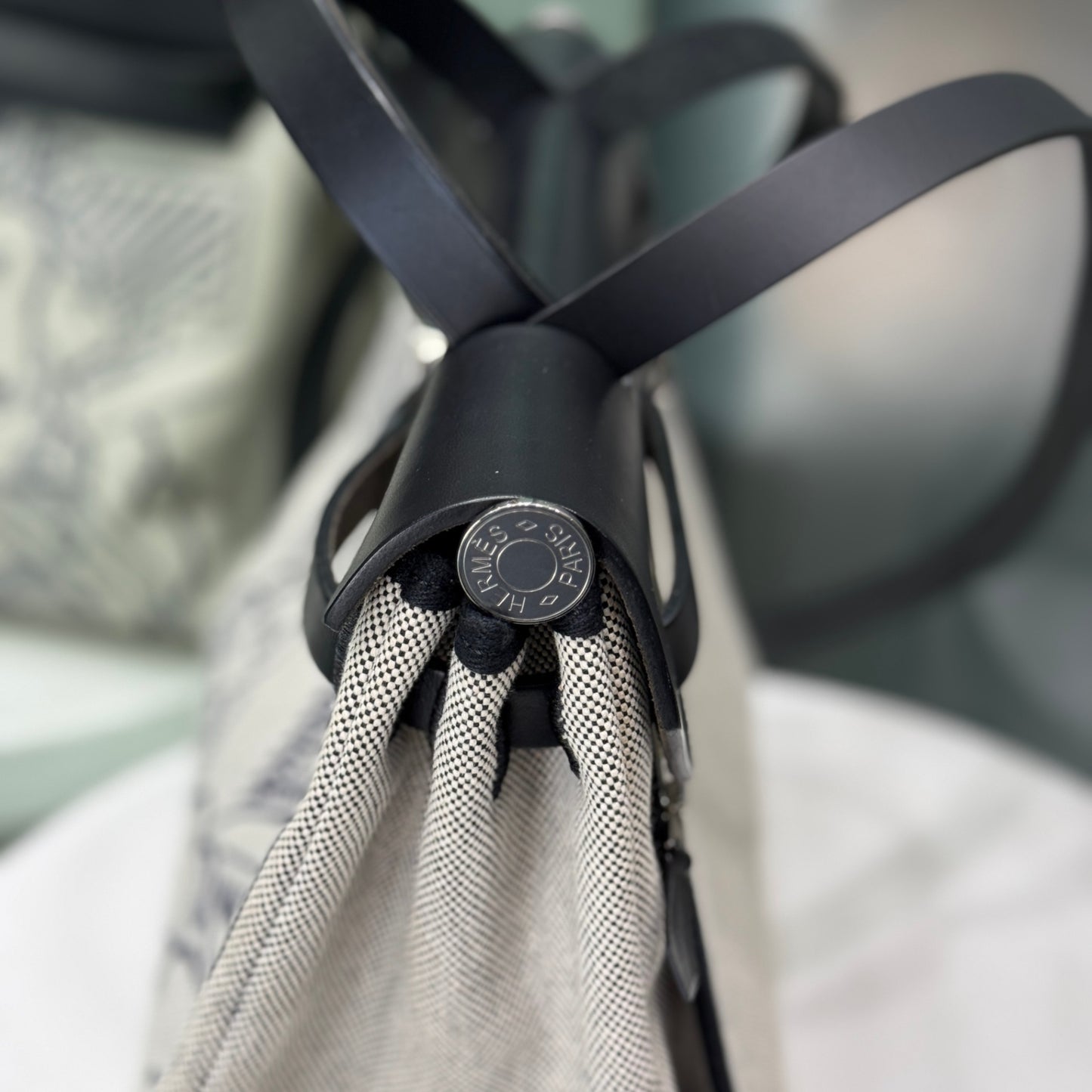 HERMÈS Herbag 31 Pegase Pop Black Indigo