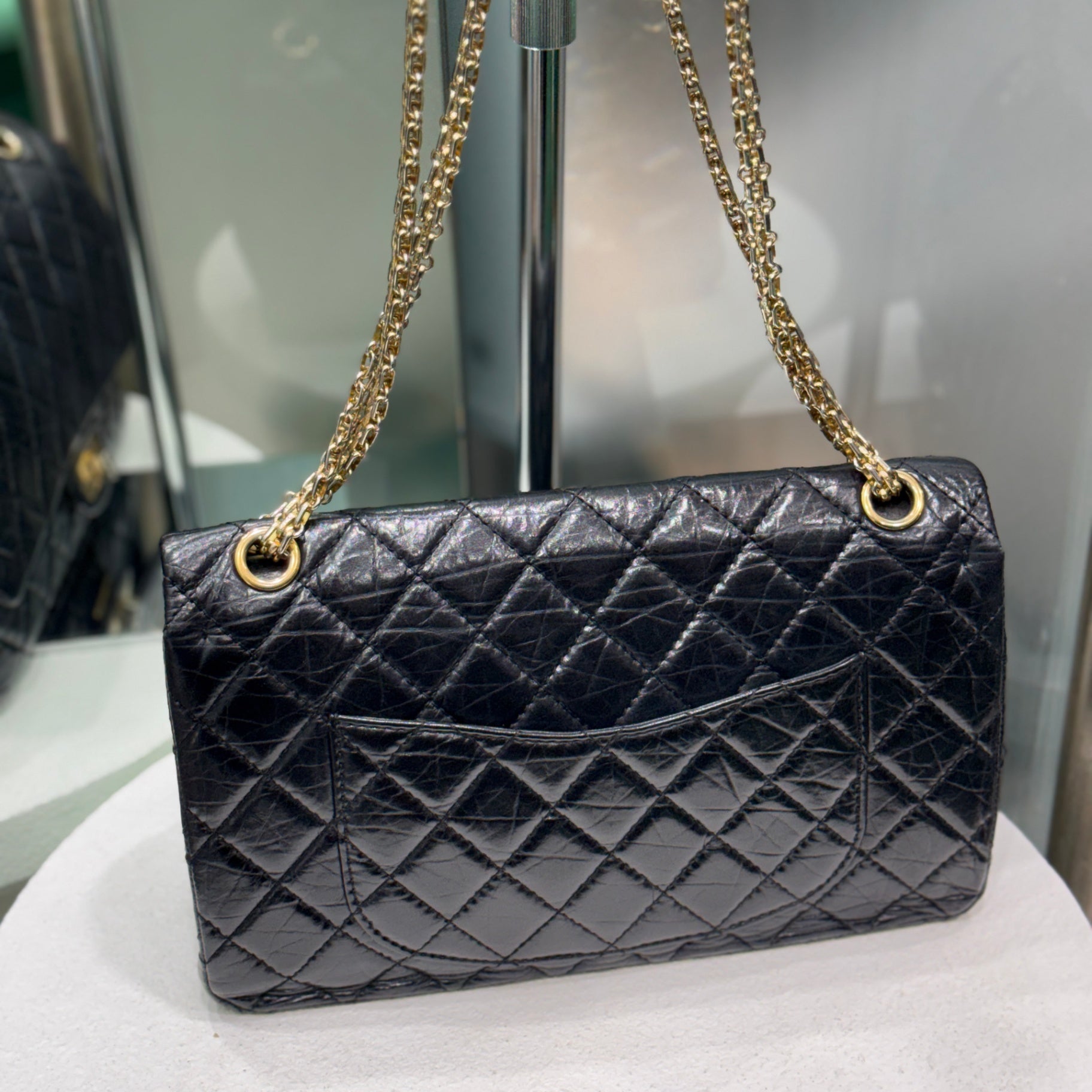 CHANEL Reissue 2.55 - Black