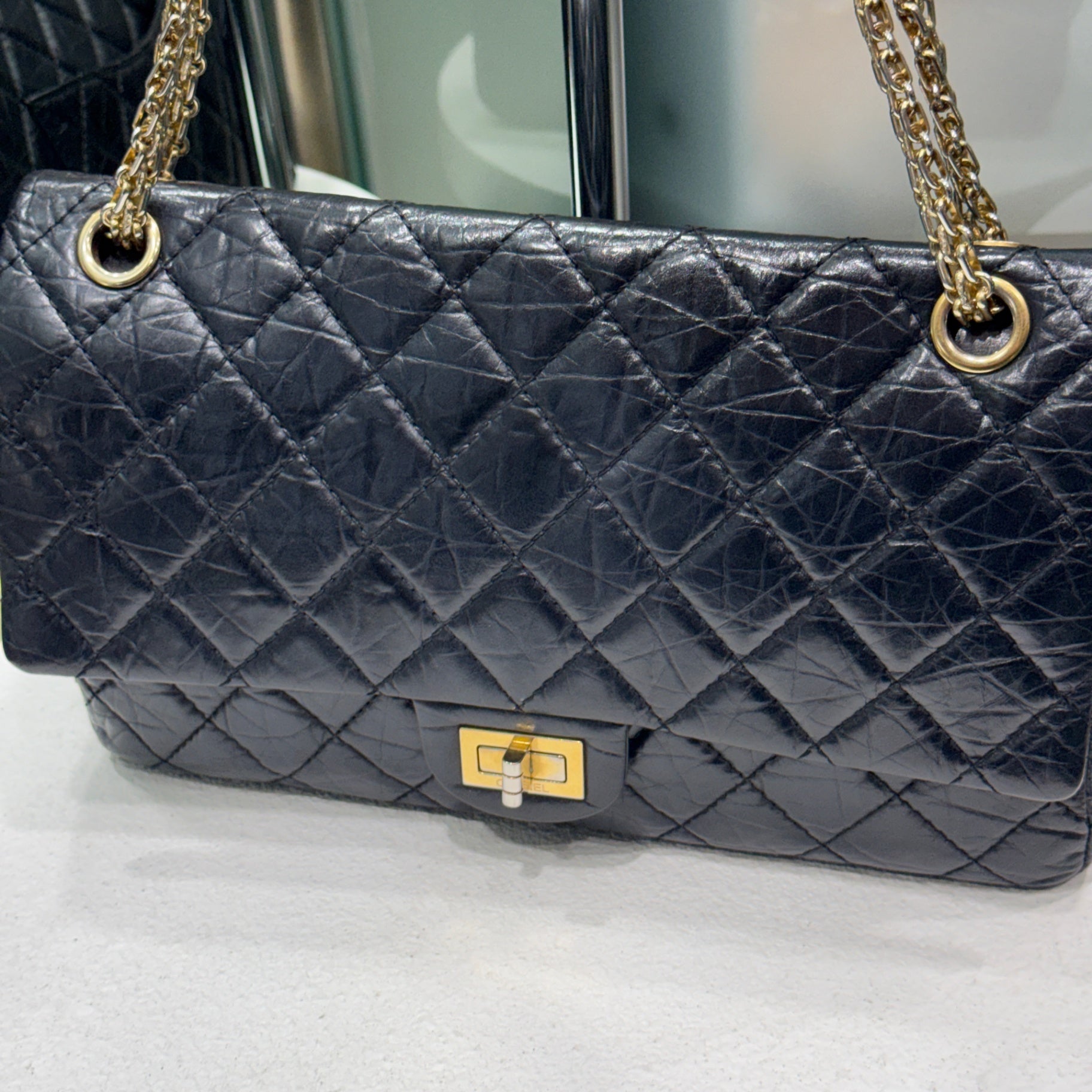 CHANEL Reissue 2.55 - Black