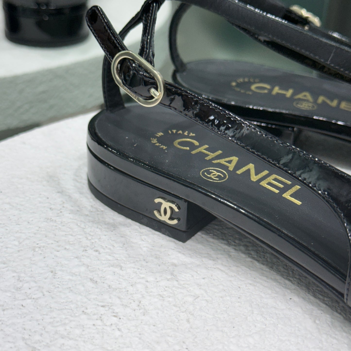 CHANEL Black Patent Point Flats Sz 38.5