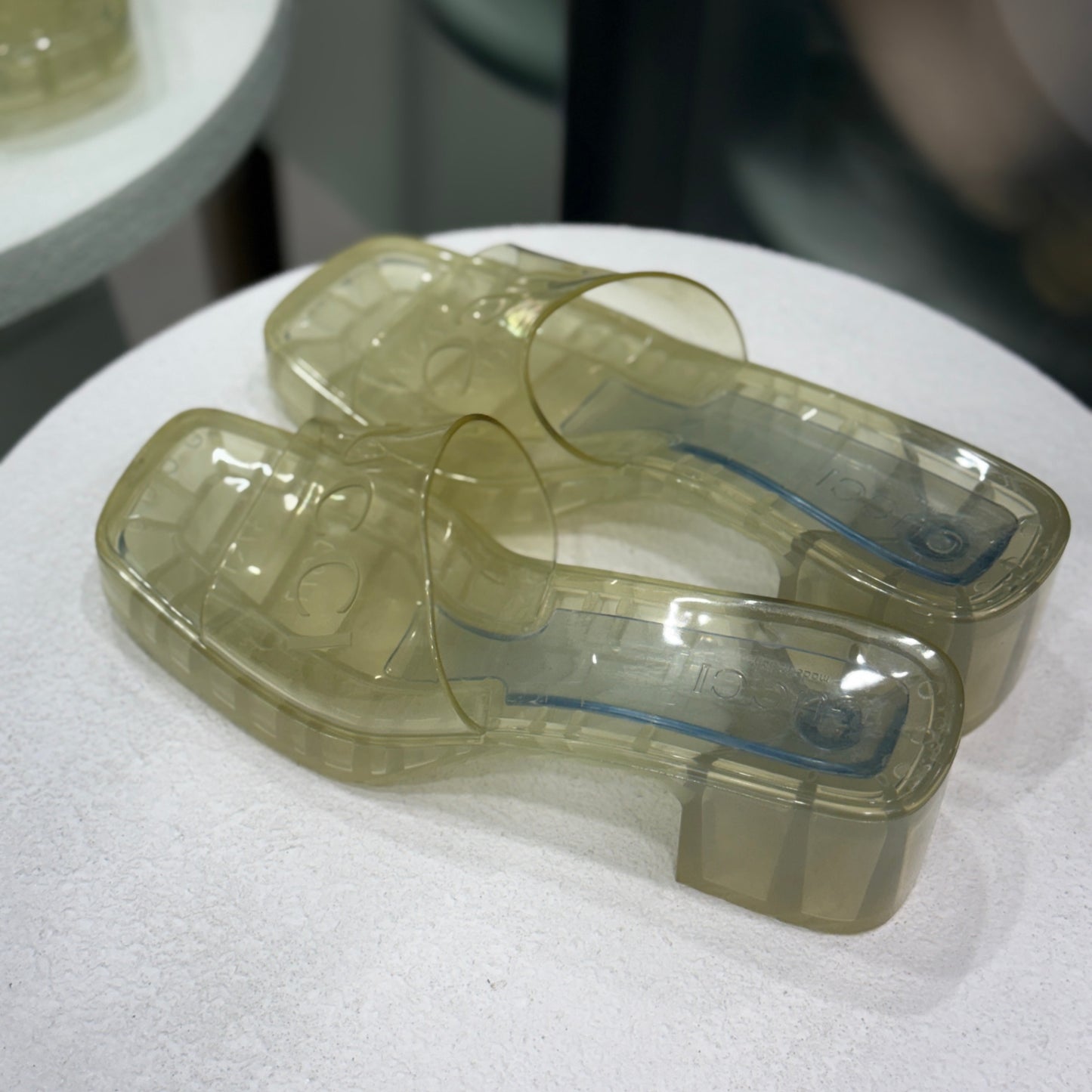 GUCCI Jelly Sandals Sz 38