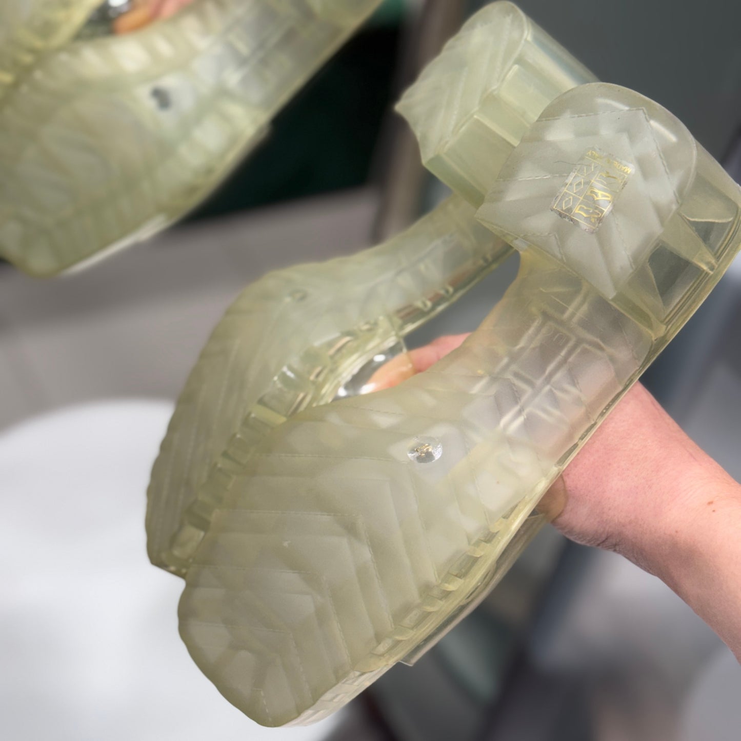 GUCCI Jelly Sandals Sz 38