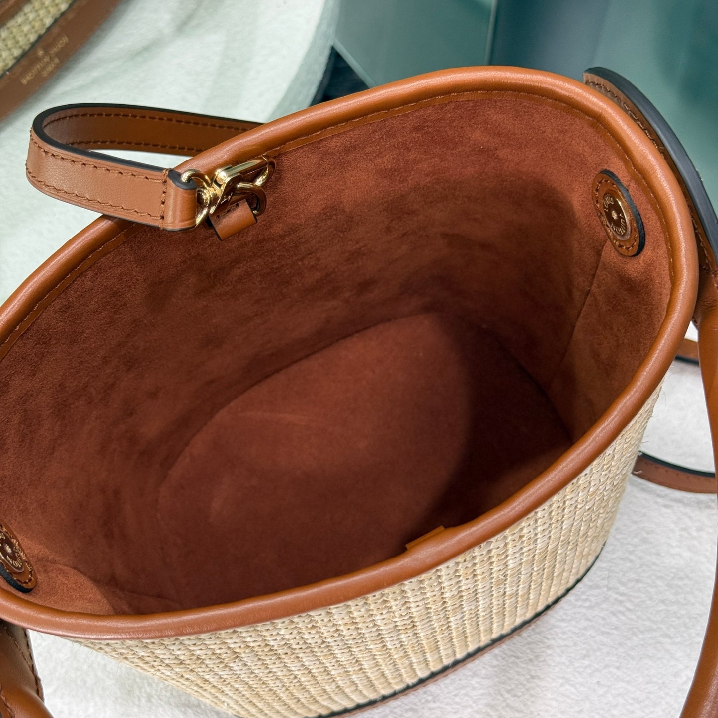 LOUIS VUITTON Beige Raffia Petit Bucket Bag (dust bag)