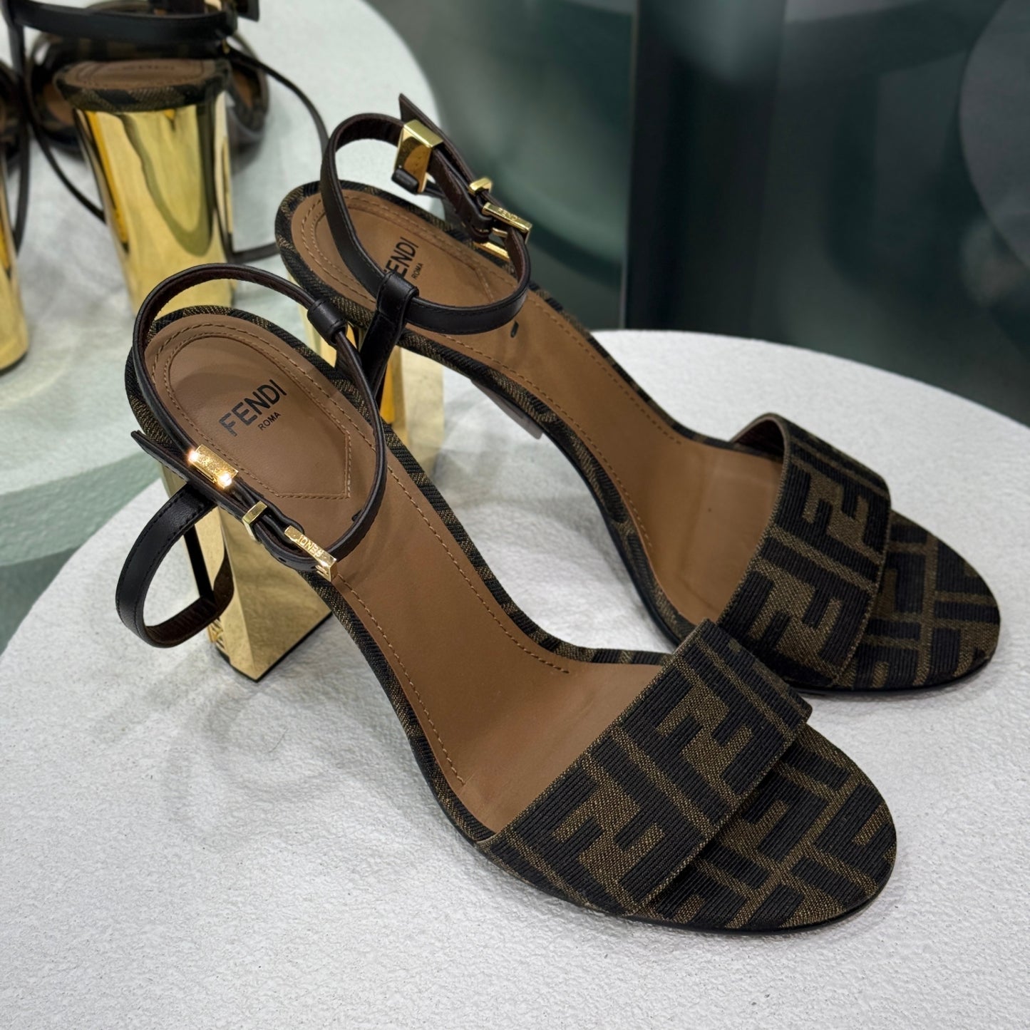 FENDI 65mm Delfina Sandals Sz 39