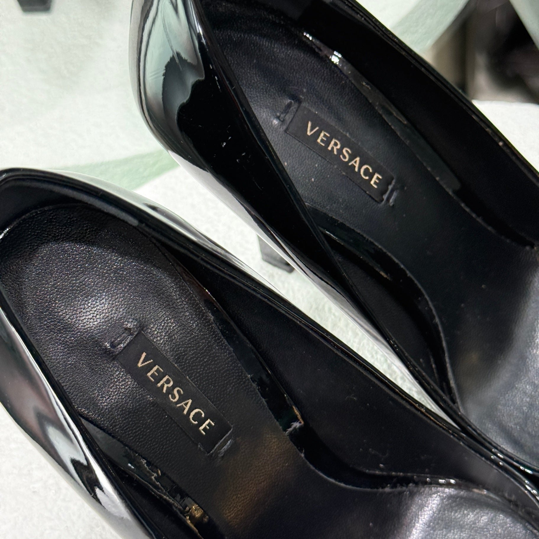 VERSACE Medusa Head Black Pumps Sz 38