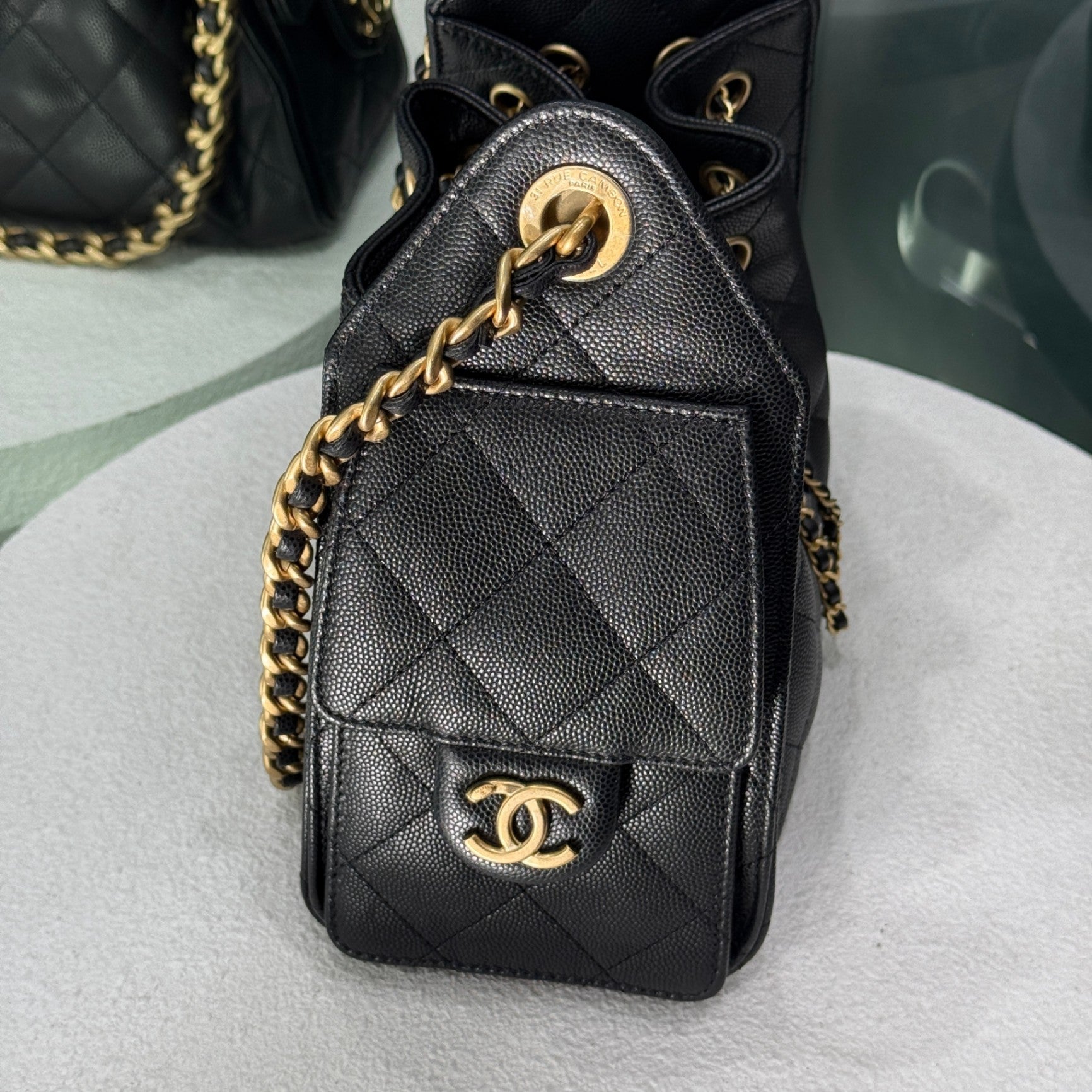 CHANEL 25 Mini - Black Caviar