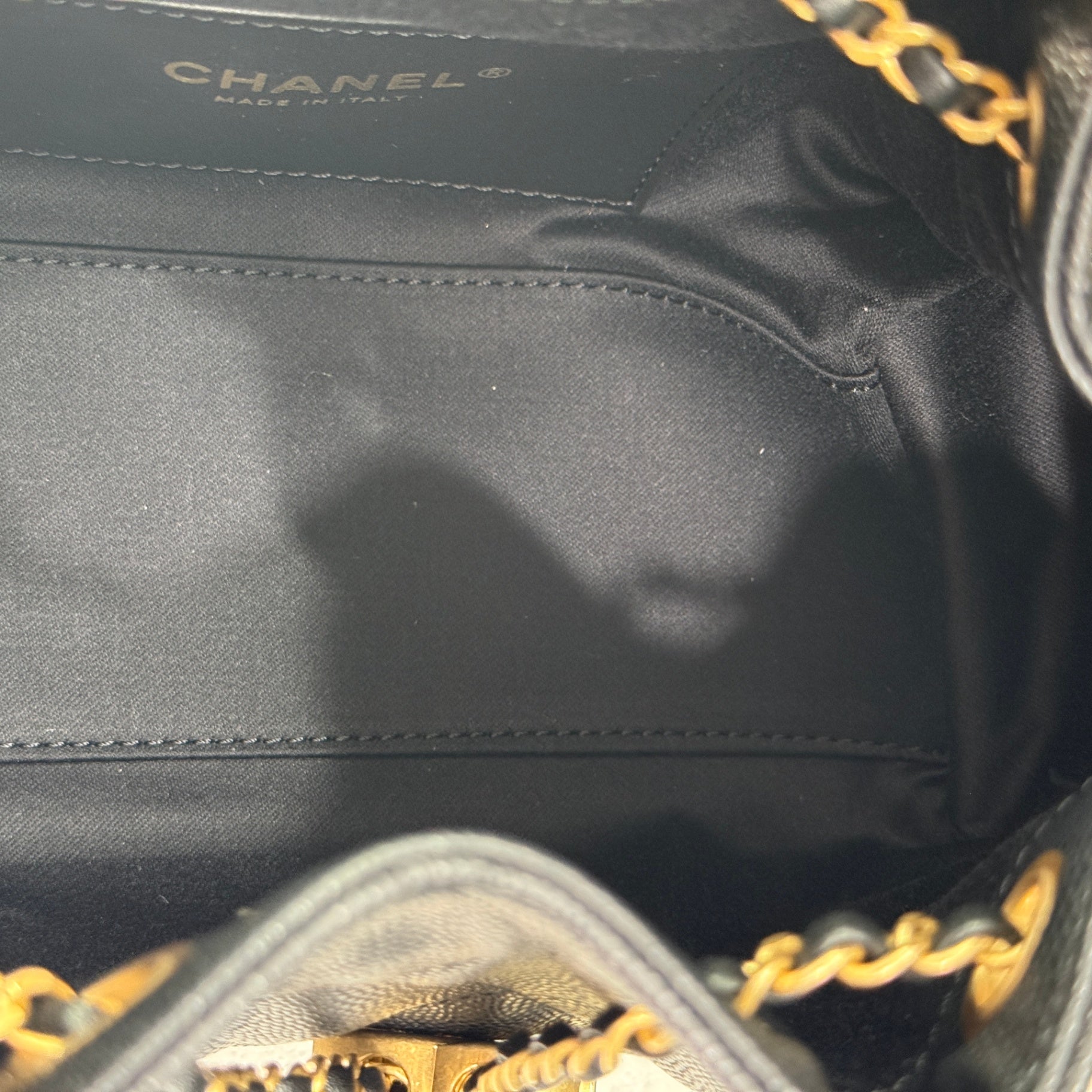 CHANEL 25 Mini - Black Caviar