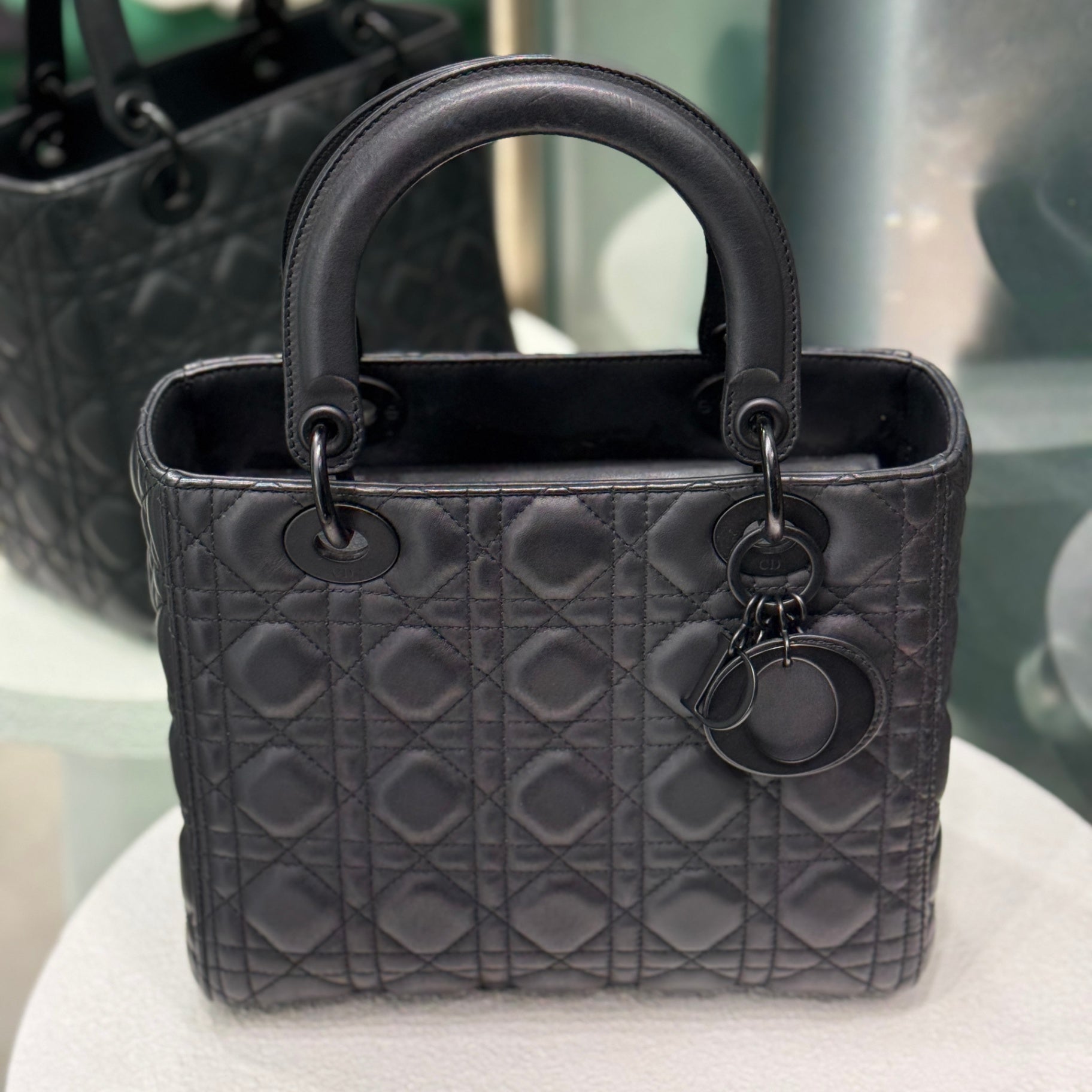 DIOR Lady Medium Ultramatte - Black