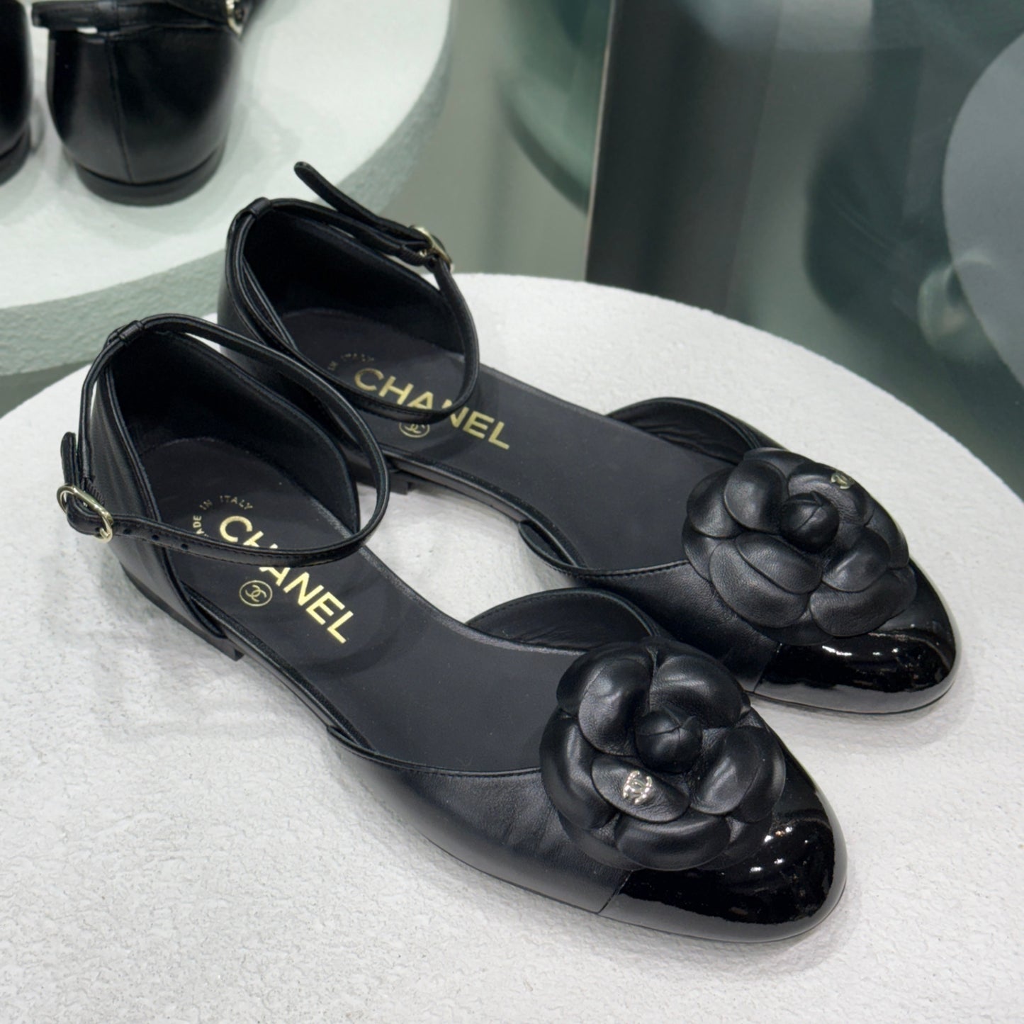 CHANEL Black Flower Flats Sz 38