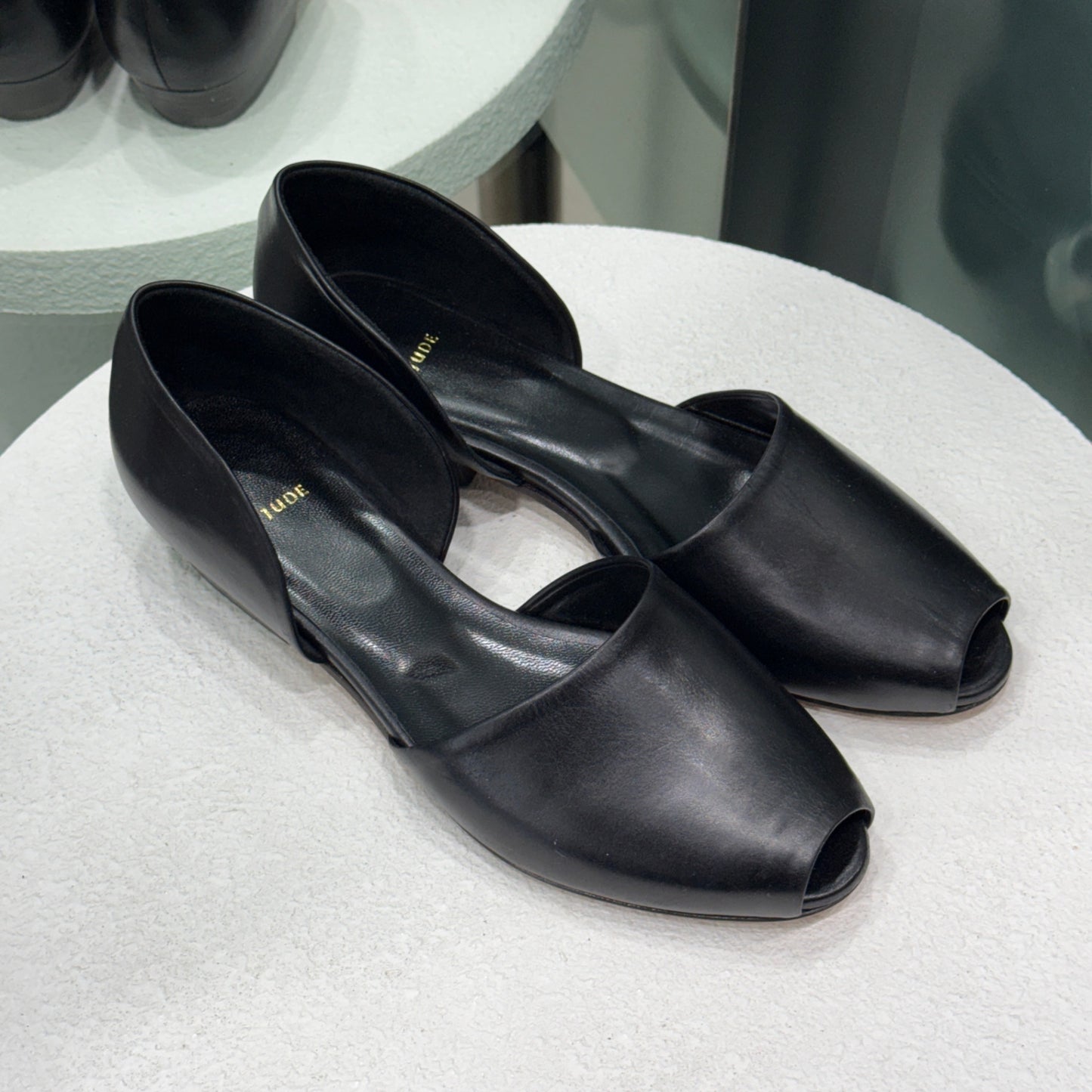 JUDE Black Flats Sz 37