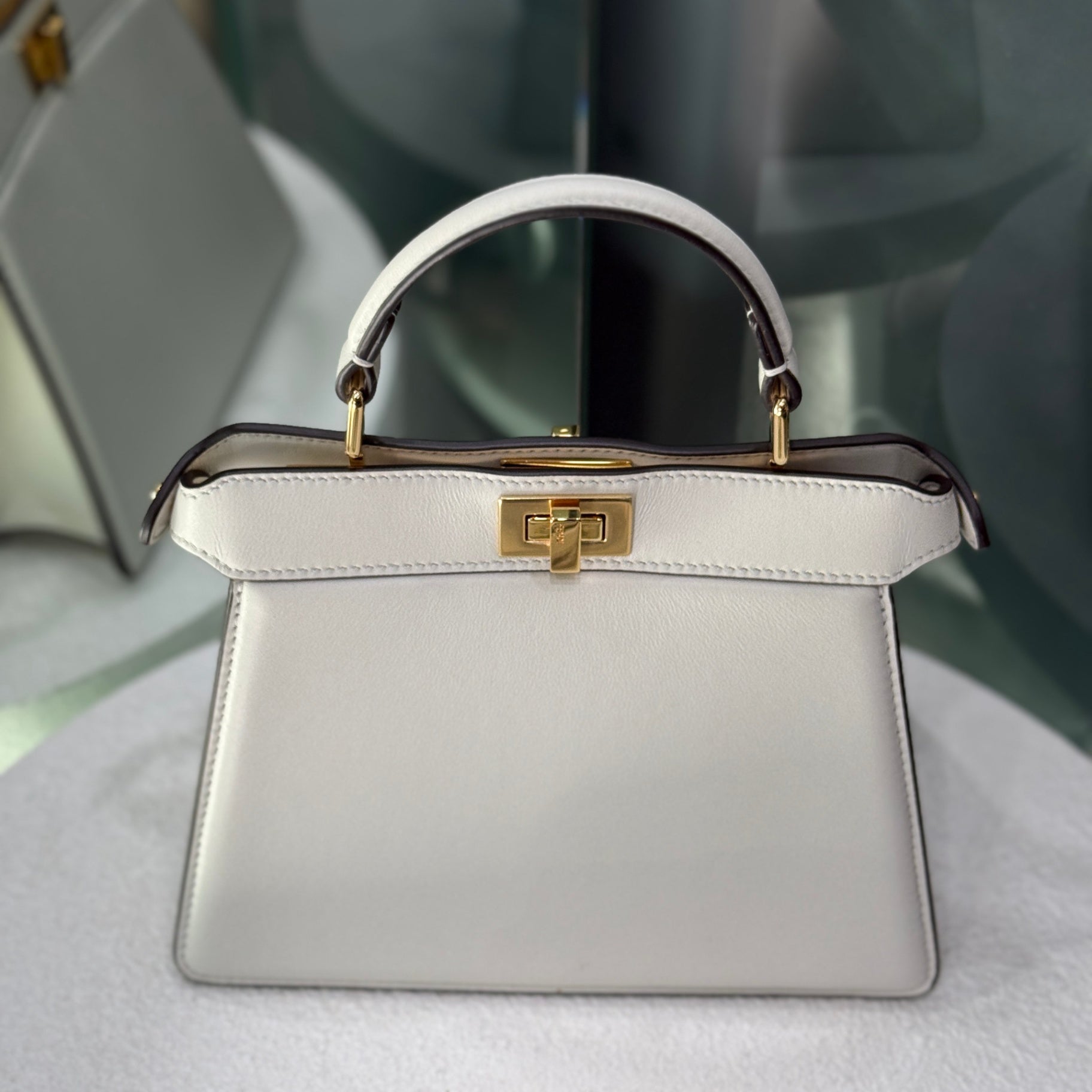 FENDI ISeeU Petite White