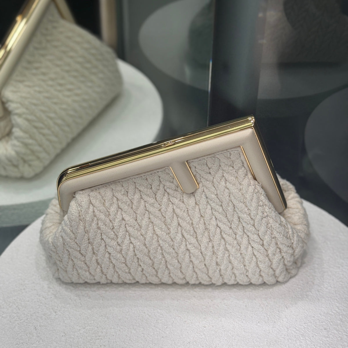 FENDI First Shearling - Creme