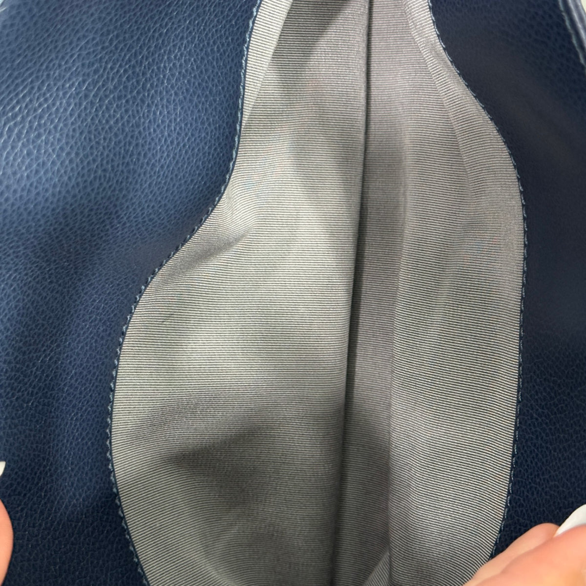 CHANEL Executive Cerf Tote Navy