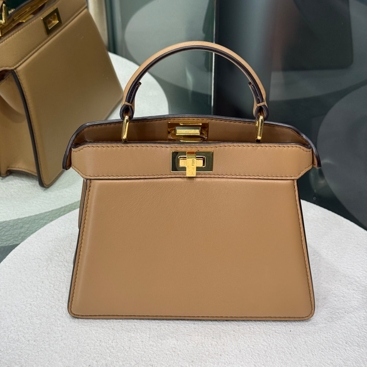 FENDI Peekaboo ISeeU Petit - Camel