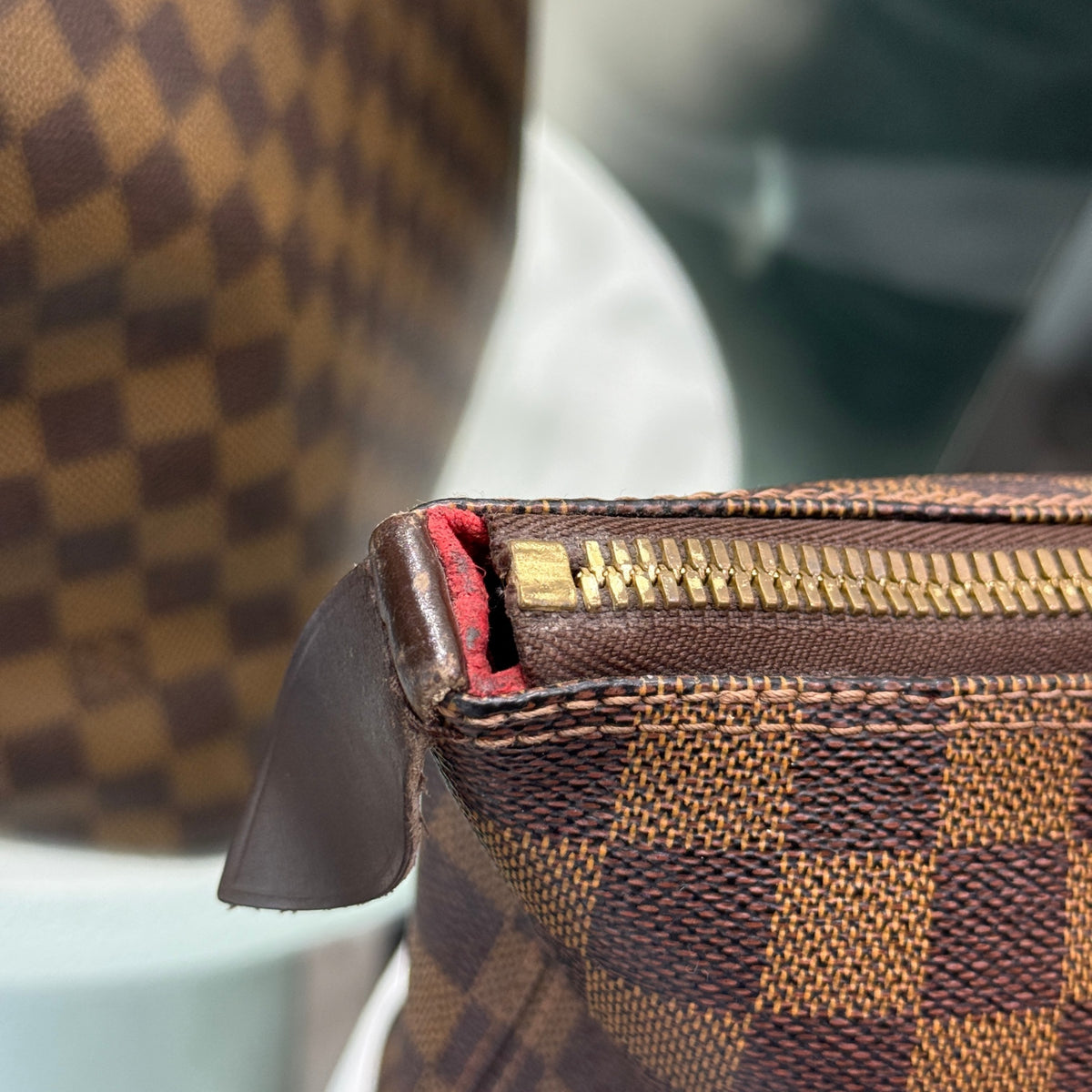 LOUIS VUITTON Damier Brown Checked Neverfull