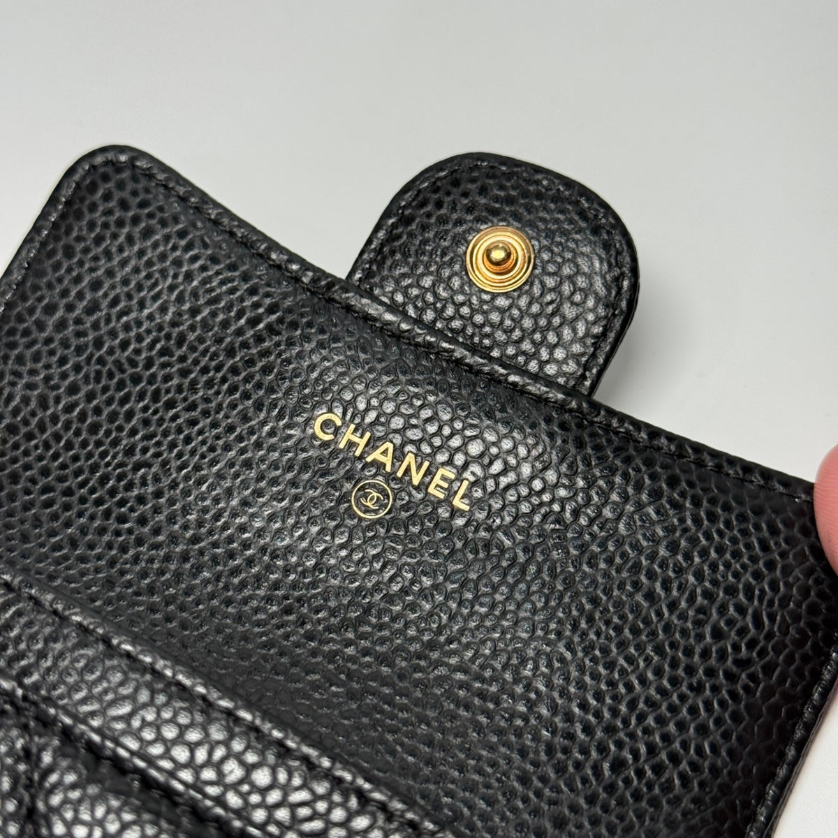 CHANEL Classic Card Holder Caviar Black