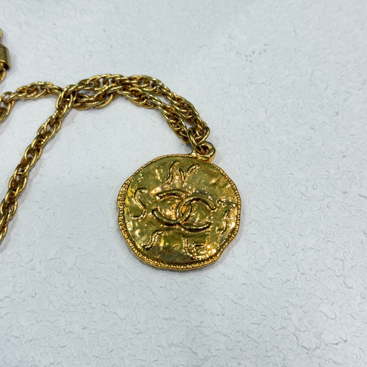 CHANEL Gold CC Pendant Necklace