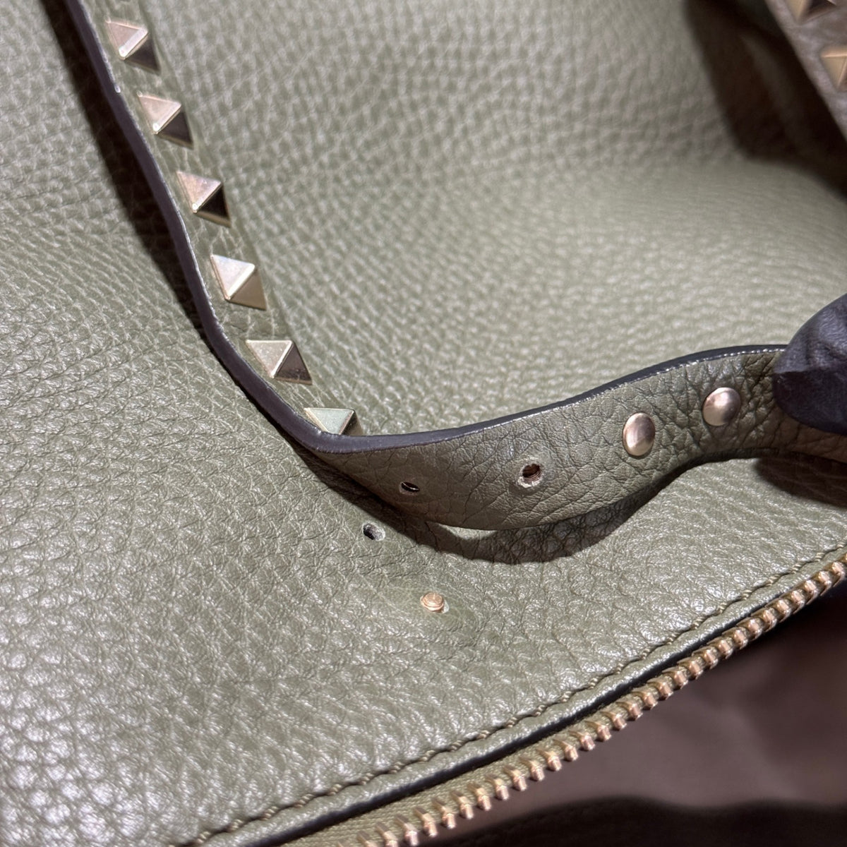 VALENTINO Olive Green Rockstud Tote