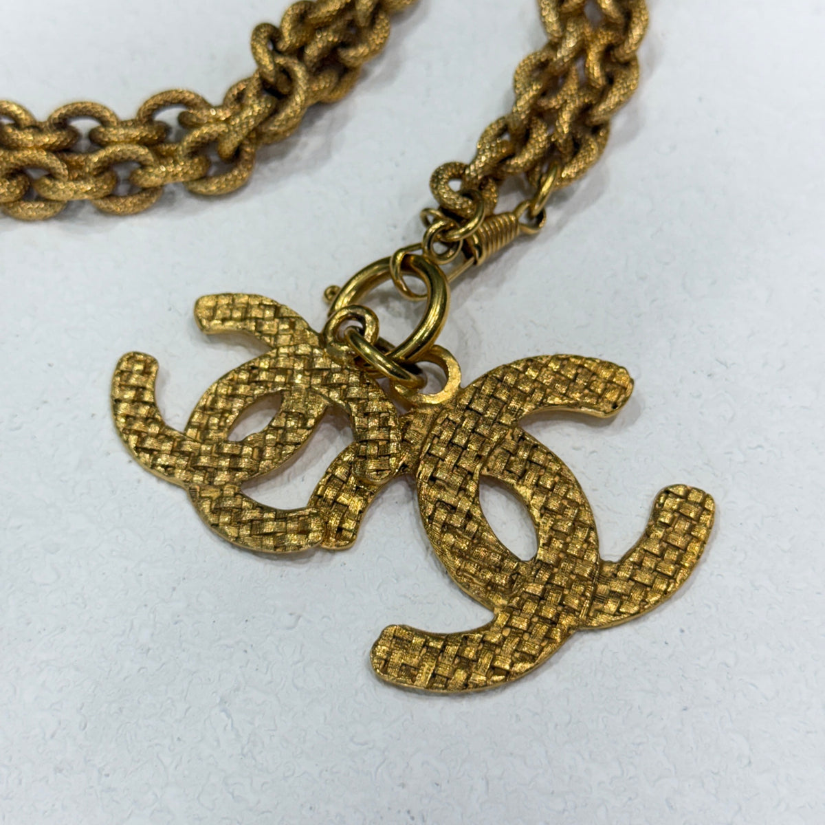CHANEL Heavy Gold Chain CC Necklace