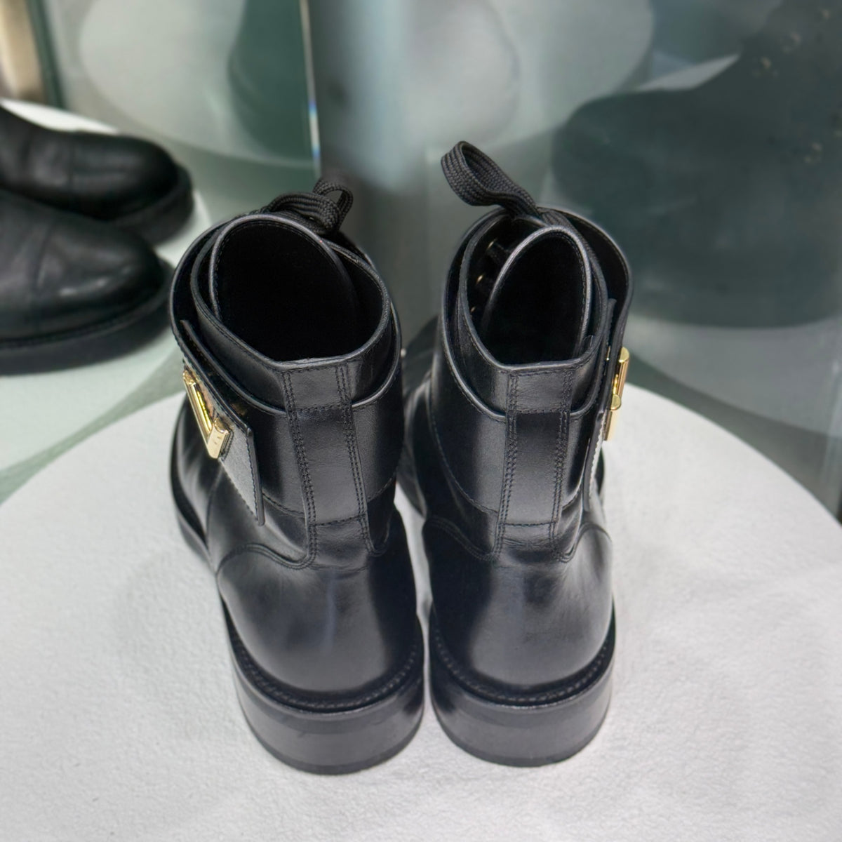 LOUIS VUITTON Black Boots Sz 36