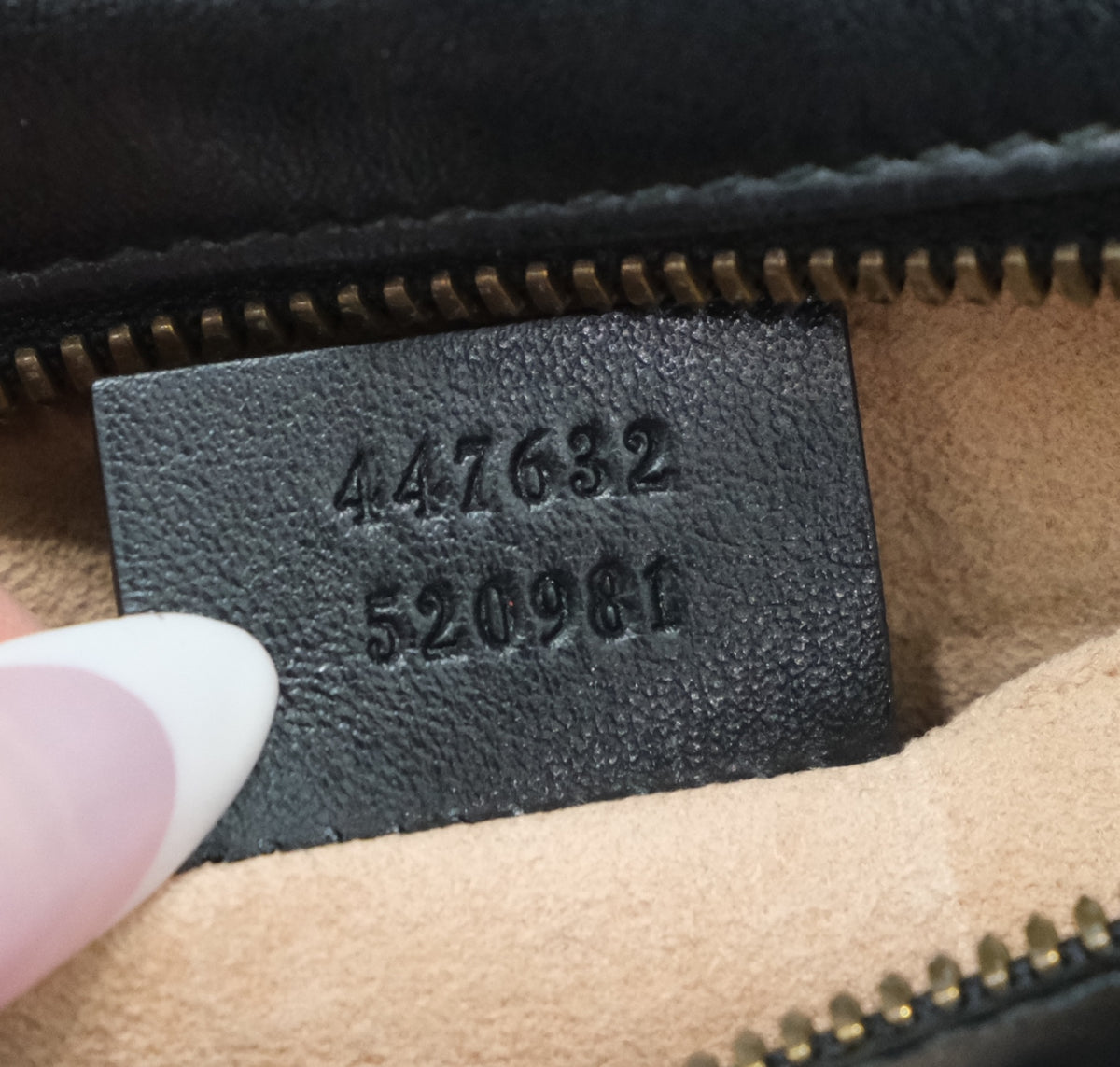 GUCCI GG Marmont Small Camera Crossbody Bag - Black