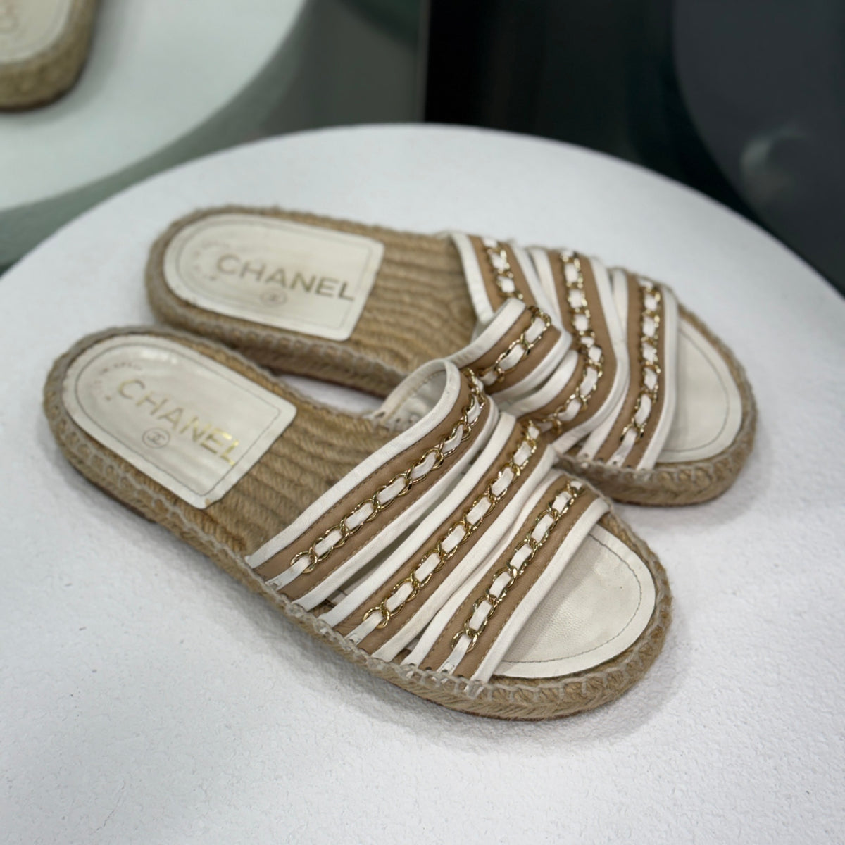 CHANEL Chain Flats Sz 36