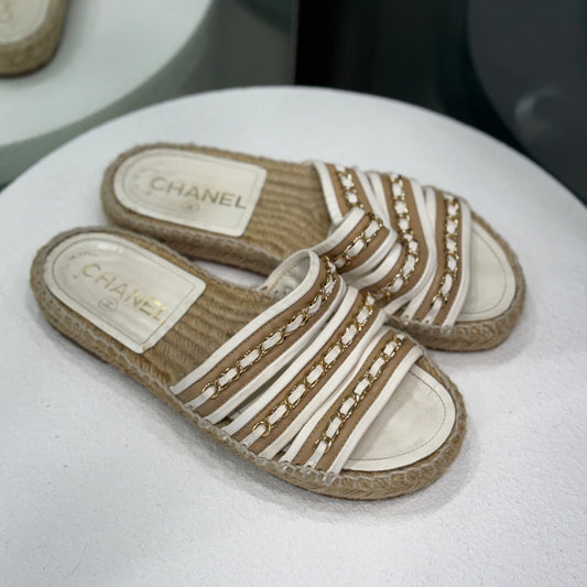 CHANEL Chain Flats Sz 36