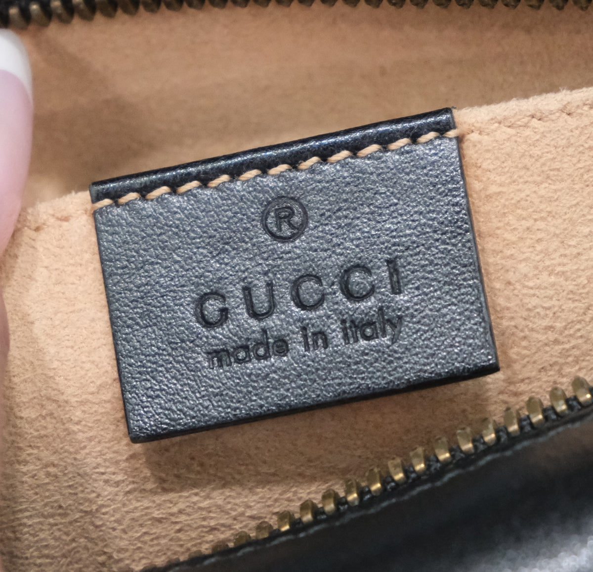 GUCCI GG Marmont Small Camera Crossbody Bag - Black