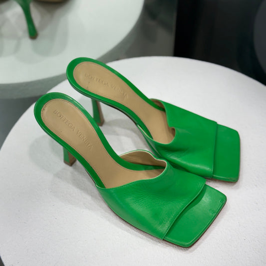 BOTTEGA VENETA Green Lido Heels Sz 36