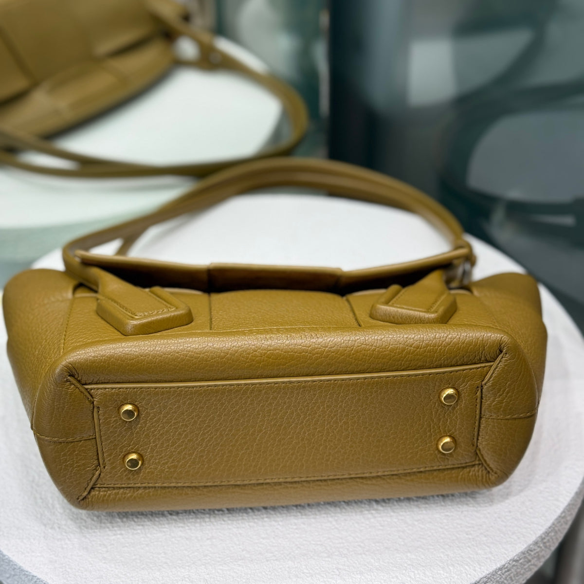 BOTTEGA VENETA Intrecciato Arco Tote Small