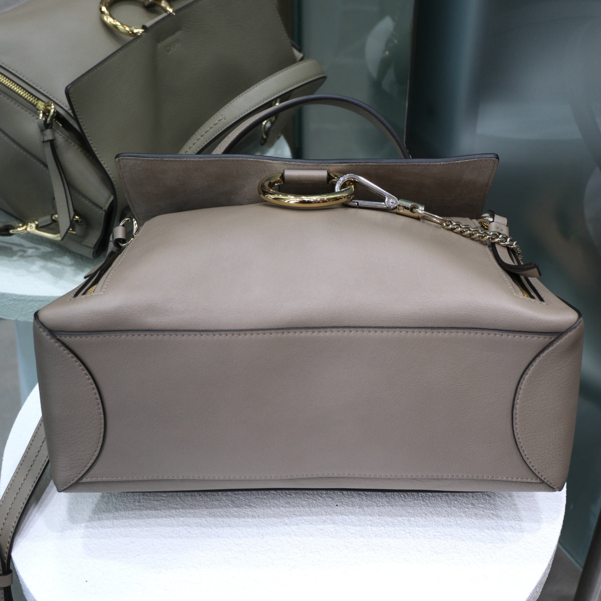 CHLOE Faye Day Medium Shoulder Bag