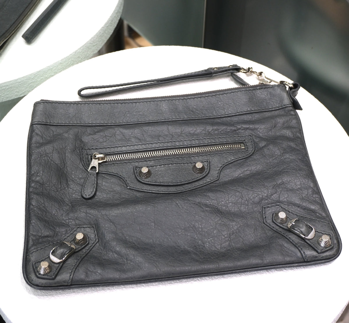 BALENCIAGA Motocross Leather Clutch – Grey