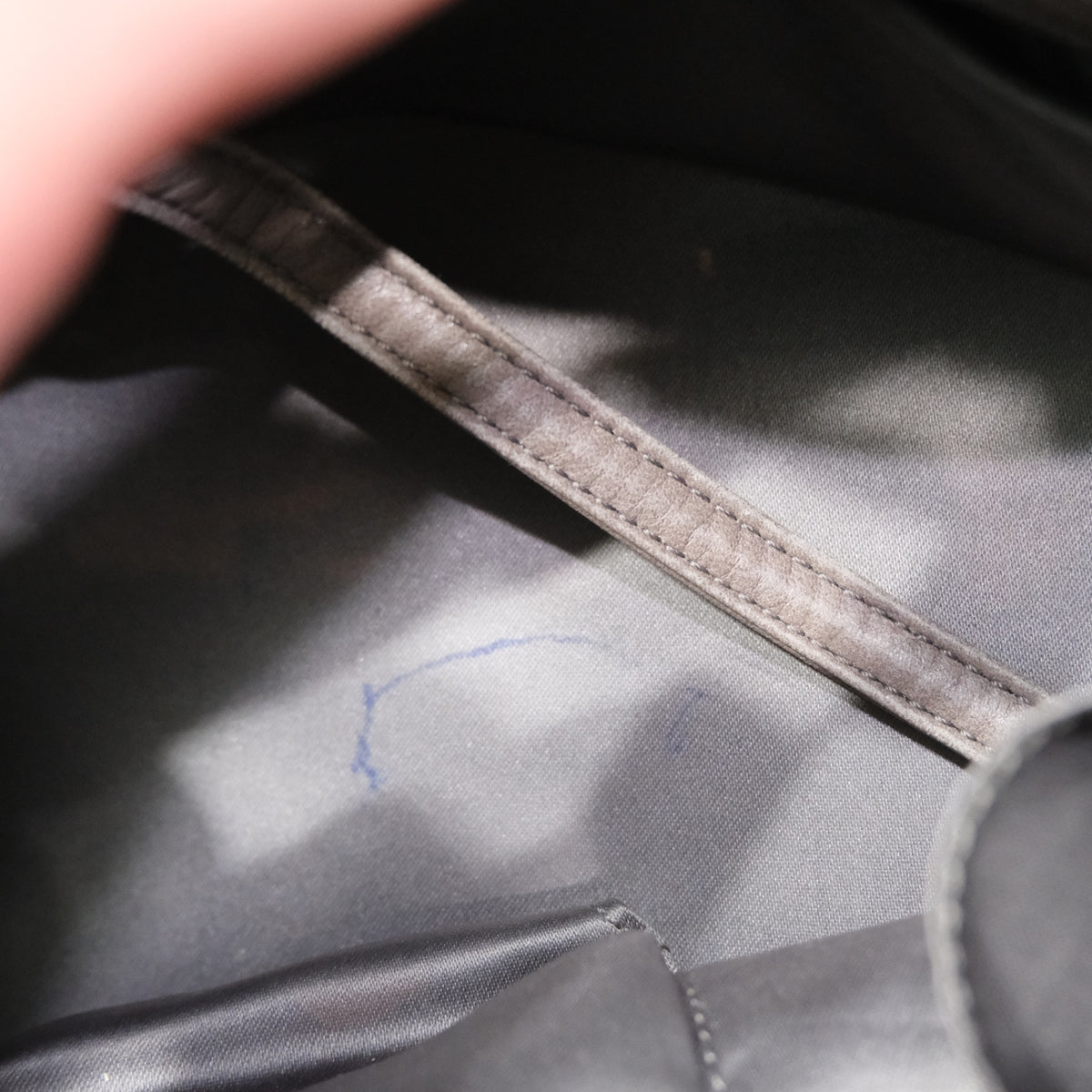 CHANEL Paris-Londres Door Latch Large Tote