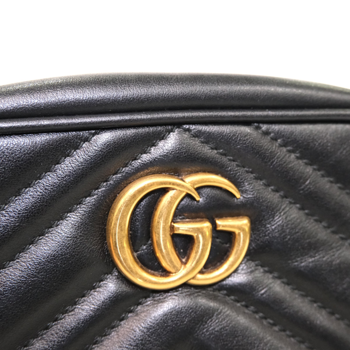 GUCCI GG Marmont Camera Bag Mini
